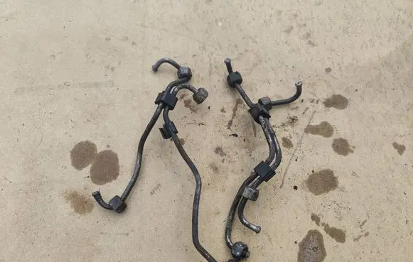 Ford Galaxy Fuel line pipe 