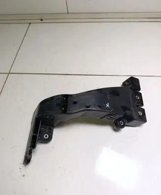 Hyundai i40 Radiator support slam panel bracket 