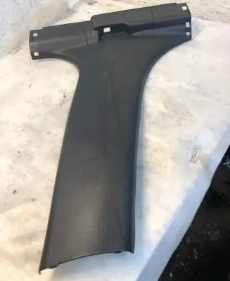 Mitsubishi Eclipse Cross (B) pillar trim (bottom) 7211a450