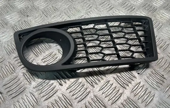BMW 1 F20 F21 Front bumper lower grill 8048967