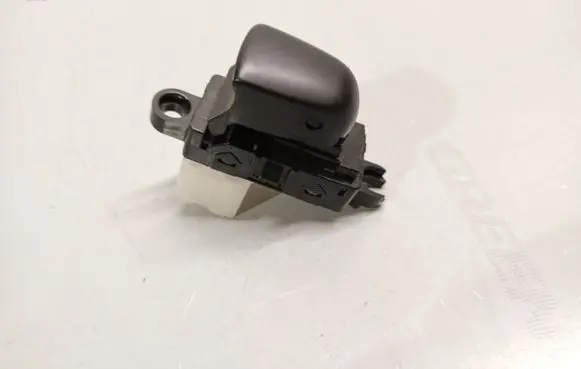 Nissan Qashqai Electric window control switch 254114CE0A