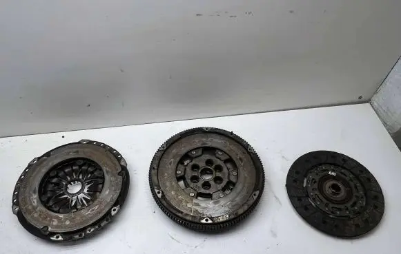 Volkswagen PASSAT B6 Clutch set kit