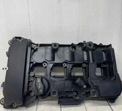 Mercedes-Benz C W204 Rocker cam cover A2710101730