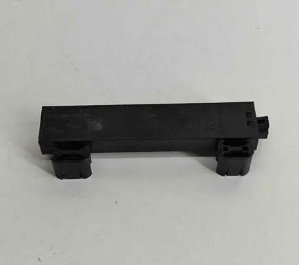 Audi RS3 8Y Keyless system antenna 5FA224075 5WA962132