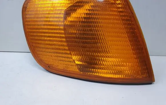 Audi 100 S4 C4 Front indicator light 0152804