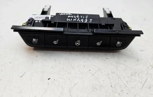 KIA Sportage Seat heating switch 4A920B1000