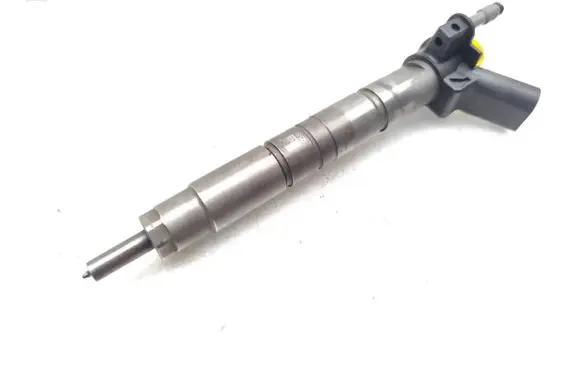 BMW 3 E90 E91 Fuel injector 7805428 0986435394
