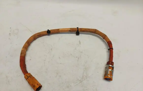 Mercedes-Benz EQV 447 Electric car charging cable a4475407680-jlk01