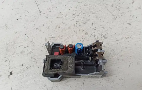 Mercedes-Benz E W211 Heater blower motor/fan resistor A2308216351 9140010271