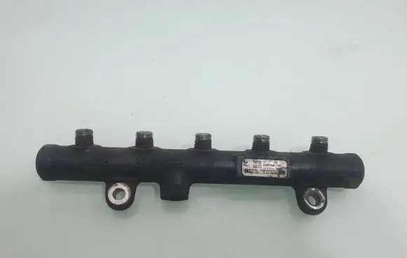 Volvo V50 Fuel main line pipe 9681649580