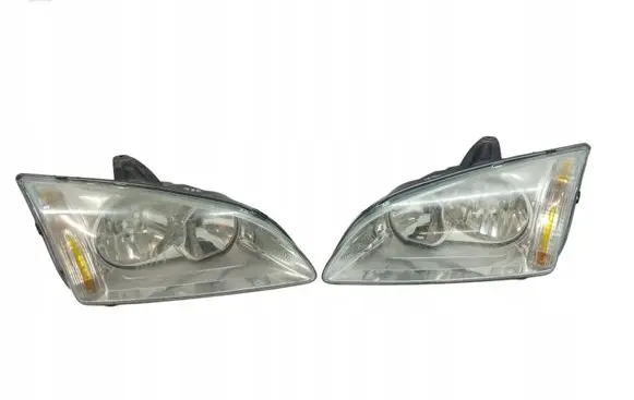 Ford Focus Headlights/headlamps set 