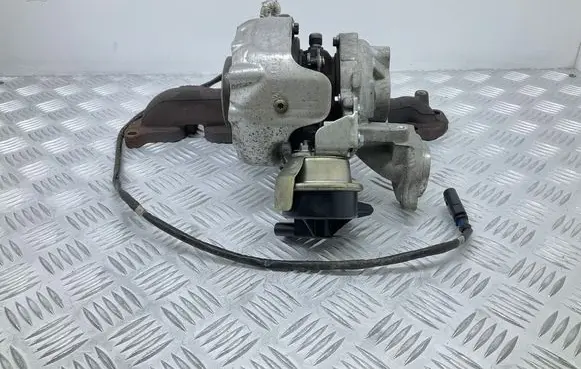 Audi A4 S4 B9 Turbo 04L253019A