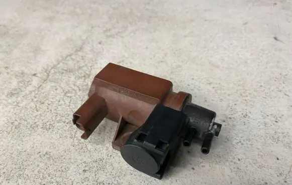 Ford Mondeo MK IV Turbo solenoid valve 6G9Q9E882CA