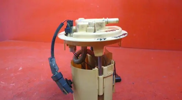 Renault Kangoo II In-tank fuel pump 9684995180