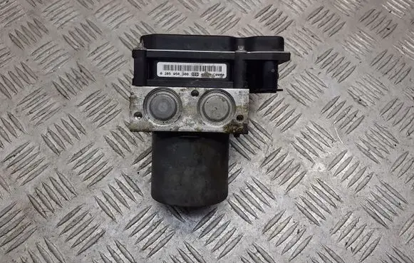 Renault Megane II ABS Pump 8200344607