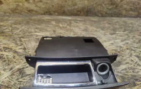 Mercedes-Benz S AMG W220 Car ashtray A2208100830