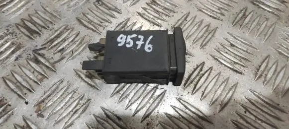Audi A4 S4 B5 8D Hazard light switch 8D0941509C