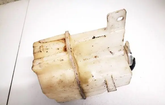 Mazda 323 Coolant expansion tank/reservoir 823021096 823021-096