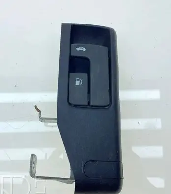 Subaru Legacy Tailgate interior release/open handle 66236AG000