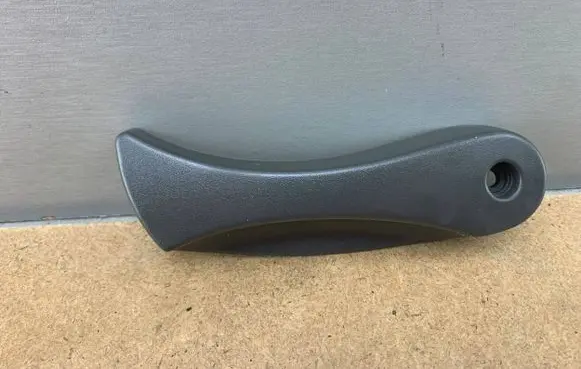 BMW 7 E65 E66 Engine bonnet (hood) release handle 8240607 51238240607