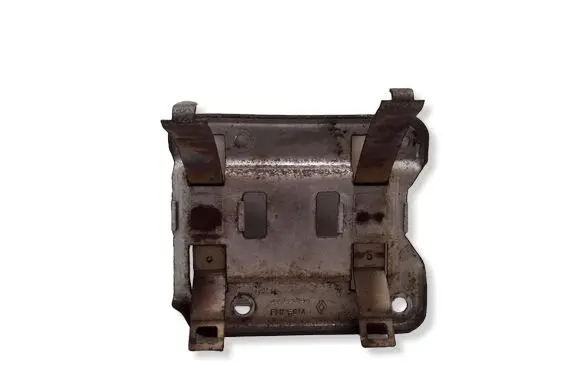 Mercedes-Benz Vito Viano W447 Muffler mount bracket/holder 208184201R