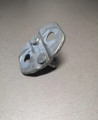 Fiat Freemont Front door lock loop/hook striker 