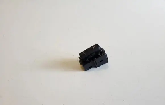 Volvo V40 Cross country Central locking switch button 31334571