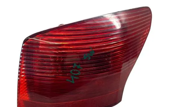 Peugeot 407 Rear/tail lights 964194