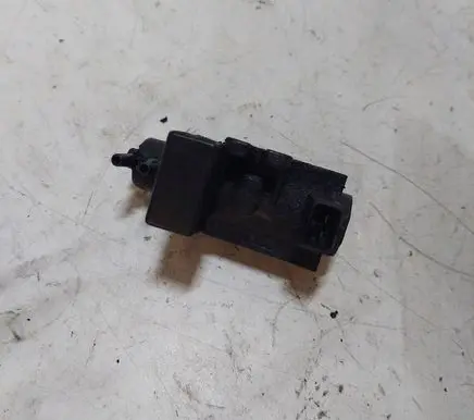 BMW 5 E39 Turbo solenoid valve 72279600