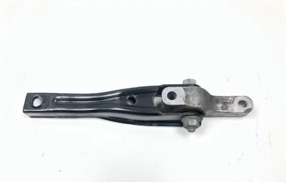 Volkswagen PASSAT B8 Gearbox mounting bracket 5Q0199855P
