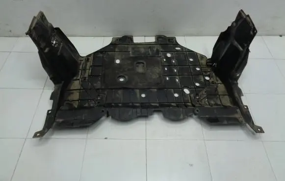 Honda HR-V Engine splash shield/under tray 74111-T8K