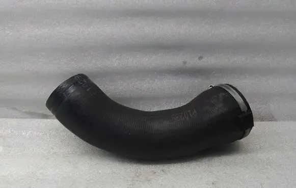 Volvo XC60 Intercooler hose/pipe 30741450