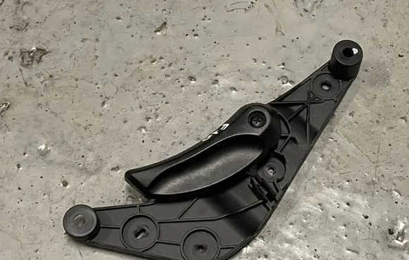 BMW 5 F10 F11 Engine bonnet (hood) release handle 9114002