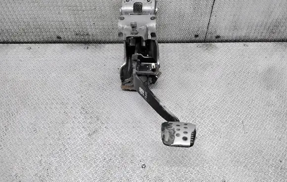 Clutch pedal