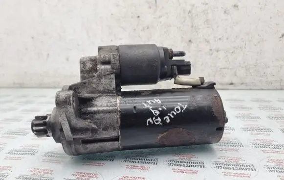 Volkswagen Touran I Starter motor