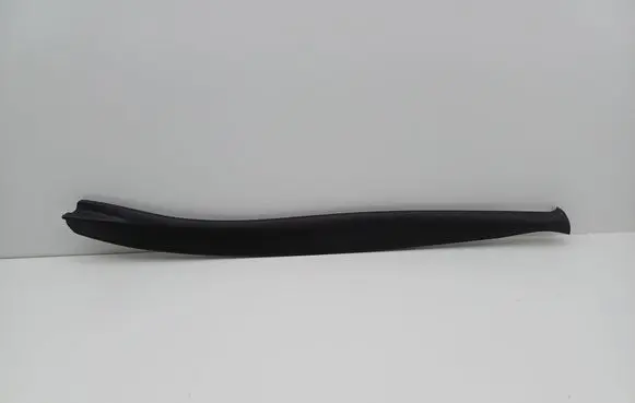 Volkswagen Golf V Front door trim (molding) 1K4837381C