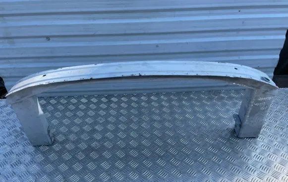 Chevrolet Orlando Front bumper cross member 13348818