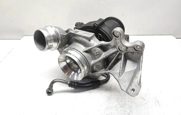 BMW 5 F10 F11 Turbo 8517452