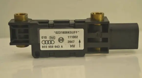 Audi A6 S6 C6 4F Airbag deployment crash/impact sensor 8E0959643A 111002 0231806KGIFF