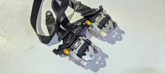 Audi A3 S3 8V Front seatbelt 0589P1000220 3066322