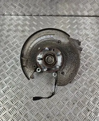 Land Rover Range Rover Velar Rear wheel hub 