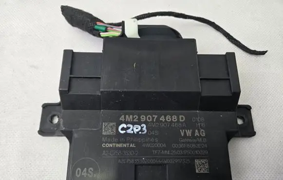 Audi A4 S4 B9 Gateway control module 4M2907468D