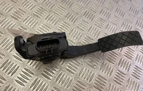 Audi Q5 SQ5 Accelerator throttle pedal 8K1723523A