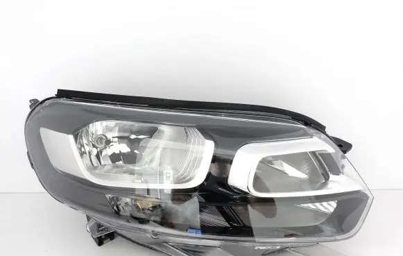 Opel Vivaro Headlight/headlamp