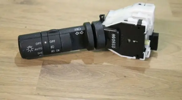 Nissan Qashqai Indicator stalk