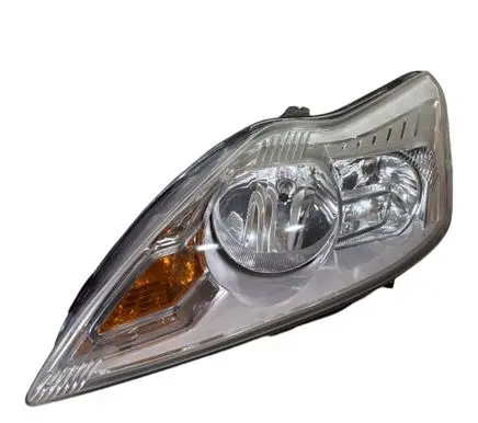 Ford Focus Headlight/headlamp 8M5113W030AD