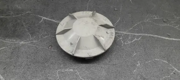 Mazda 626 Original wheel cap 