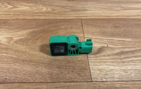 Volvo V50 Airbag deployment crash/impact sensor 31264409
