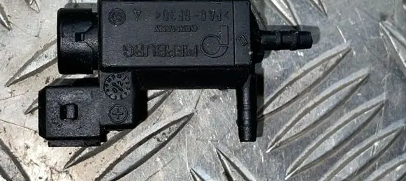 Volvo V70 Turbo solenoid valve 30641668 72224010 02T345