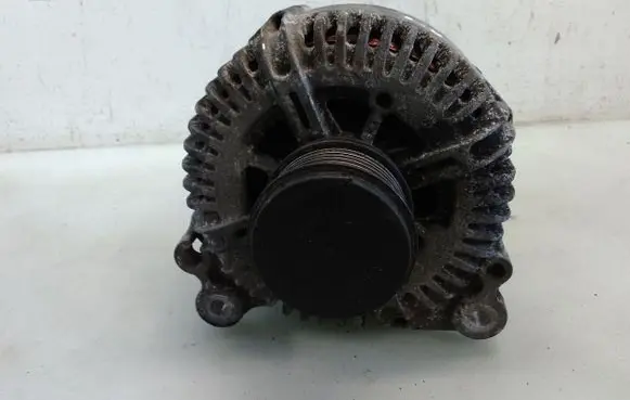 Volkswagen PASSAT B6 Generator/alternator 021903026L